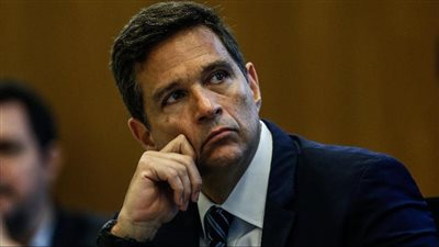 محافظ البنك المركزي البرازيلي: يجب على محافظي البنوك المركزية الابتعاد عن السياسة