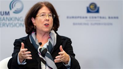 مسؤول بالبنك المركزي الأوروبي تحذر من نمو الائتمان الخاص