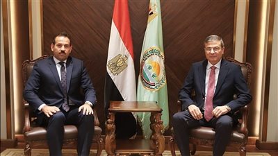 وزير الزراعة يبحث سبل التعاون مع مدير جهاز مستقبل مصر في مجال الزراعة والأمن الغذائي