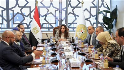 بنك مصر يؤكد تعاونه في تنفيذ المشروعات القومية لتحسين مستوي معيشة المواطنين