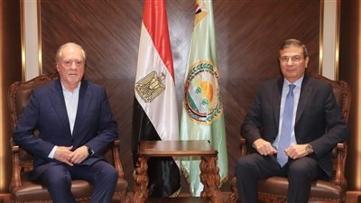 وزير الزراعة يبحث مع رئيس اتحاد مصدري اللحوم والدواجن البرازيلي تعزيز التعاون المشترك
