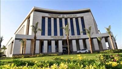 ‫ الإسكان: طرح محال تجارية وصيدليات ووحدات إدارية ومهنية للبيع بمدينتي العبور وسوهاج الجديدتين