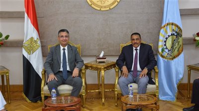 وزير التموين يوجه بتوفير الخبز للمصطافين بمطروح وتوفير الحصة التموينية وفقا لاحتياجاتهم