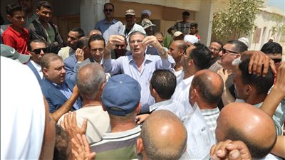 بعد شكاوى المزارعين، وزير الزراعة يقرر إقالة الطاقم الإدراي بجمعية فرهاش بالبحيرة
