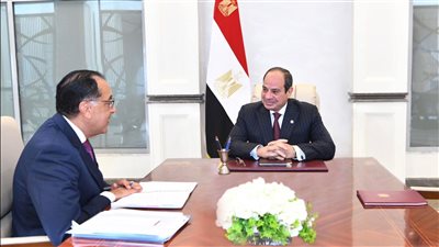 السيسي يتابع مع مدبولي جهود الحد من التضخم وضمان توافر السلع في الأسواق