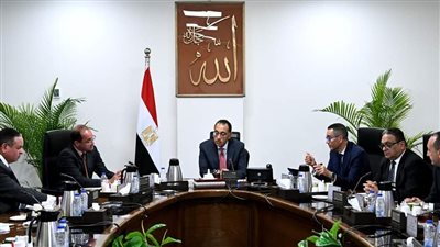 مدبولي: تشكيل لجنة لمراجعة موقف سيارات ذوى الهمم التي استفاد بها غيرهم واتخاذ الإجراءات القانونية