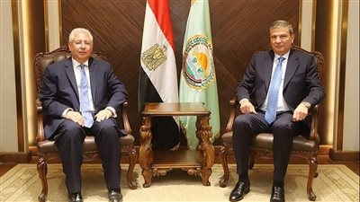 وزير الزراعة يبحث سبل التعاون والاستثمار الزراعي بين مصر والكويت