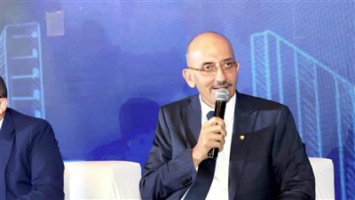 علاء فكري: طبيعة السوق العقاري تجعله بعيدا عن الانخفاضات السعرية والمعروض يخاطب شريحة واحدة من العملاء