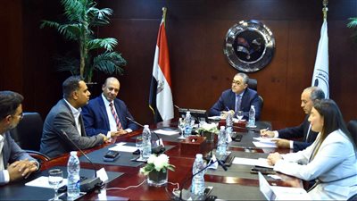 شركة أمريكية تدرس إنشاء أول مصنع لإنتاج المعدات والأدوات الكهربائية في مصر