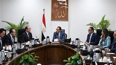 مدبولي: الحكومة تعتزم الاستمرار في النزول بقيم الدين الخارجي