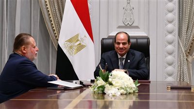 الرئيس عبد الفتاح السيسي يستقبل محافظ البنك المركزي حسن عبد الله للاطلاع على مؤشرات الوضع الاقتصادي المصري والعالمي