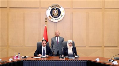 مذكرة تفاهم بين هيئة التنمية الصناعية وسيمنس لتصنيع المكونات والمنتجات الكهربائية