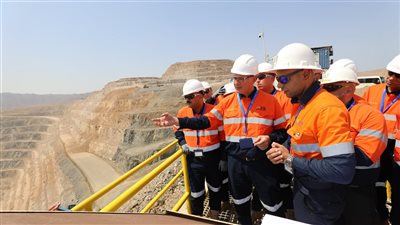 باحتياطيات 200 ألف أونصة.. مصر على موعد مع كنز جديد من الذهب.. ما القصة؟