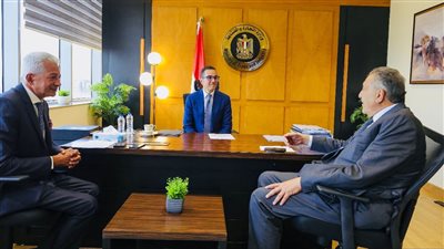 وزير الاستثمار:  توفير المزيد من التيسيرات للمستثمرين والمصدرين والمستوردين