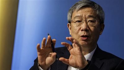 محافظ البنك المركزي الصيني السابق: يجب التركيز على مكافحة الضغوط الانكماشية