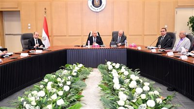 وزير الصناعة: إدارة أي منطقة صناعية وتنفيذ خدماتها من خلال مطور صناعي أو جمعية مستثمرين