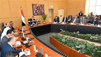 وزير الإسكان: طرح أراضى سكنية صغيرة بالمدن الجديدة