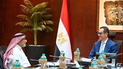 وزير الاستثمار: توفير كافة أوجه الدعم للمستثمرين المصريين والعرب والأجانب
