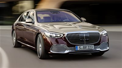 مرسيدس بنز تستدعي أكثر من 27 ألف مركبة بسبب خطر تعطل المحرك