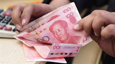 ارتفاع اليوان الصيني مع توسع نشاط المصانع بوتيرة أبطأ من المتوقع