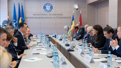 مباحثات لتعزيز التعاون بين «Exim Bank» والقطاع المصرفي المصري