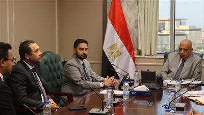 وزير الكهرباء: ندعم توطين صناعة المهمات الكهربائية والتوسع فى صناعة الأبراج لمختلف الجهود