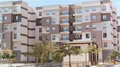 طرح 5055 وحدة وفيلا سكنية للمصريين بالخارج.. وتنفيذ 100 ألف شقة جديدة لمحدودي ومتوسطي الدخل والشباب