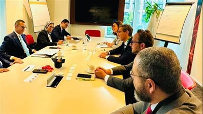 مجموعة يوروكلير تضخ 24 مليار يورو استثمارات بقطاع الهيدروجين الأخضر في مصر