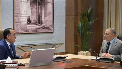 مدبولي يُتابع مع رئيس المركز الوطني لتخطيط استخدامات أراضي الدولة ملفات العمل