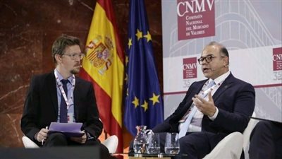 فريد: الترويج للتمويل الأخضر لتطوير سياسات التمويل وتعزيز الاستثمار في المشروعات الصديقة للبيئة