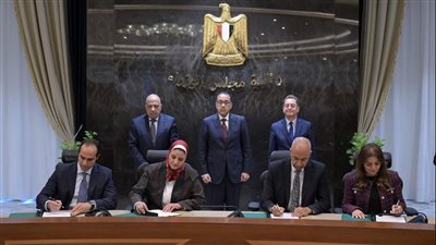 توقيع مذكرتي تفاهم لإنتاج الكهرباء من الطاقات الجديدة والمتجددة