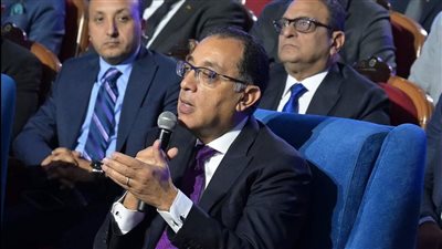 مدبولى يدعو إلى تعميق الصناعة في مصر.. مؤكداً: 