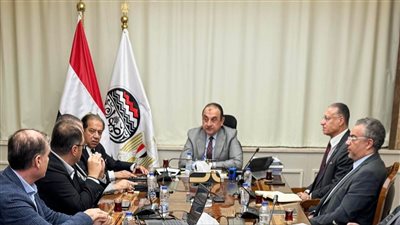 شركة تركية تبحث ضخ استثمارات بقطاع صناعة الأسمدة في مصر 