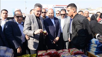 وزير التموين: توفير السلع بتخفيضات 30% بأسواق اليوم الواحد