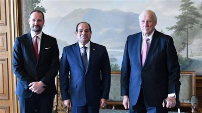 خلال مأدبة عشاء مع ملك النرويج..الرئيس السيسي يدعو الشركات النرويجية للاستثمار في مصر