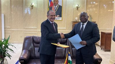رئيس أفريقيا الوسطى يرحب بـ