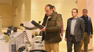 وزير قطاع الأعمال العام: تعزيز القدرات الإنتاجية والتنافسية ودراسة إضافة منتجات جديدة لمصانع شركة اليايات