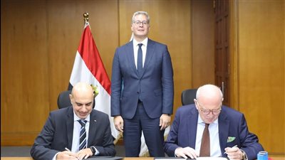 توقيع 3 اتفاقيات استراتيجية لتطوير مصانع أبوقير للأسمدة وتعزيز كفاءة الطاقة والأستدامة
