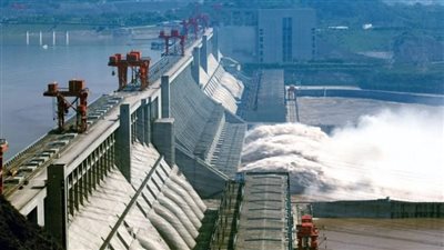 الصين تعتزم بناء أكبر سد في العالم لتوليد الطاقة الكهرومائية بتكلفة 35 مليار دولار