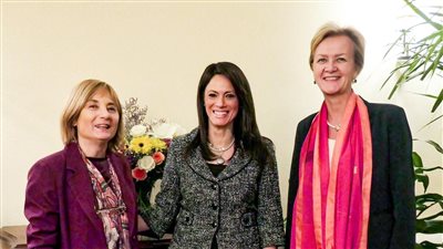 المشاط تبحث مع نائب رئيس بنك الاستثمار الأوروبي التوسع في آليات التمويل للقطاع الخاص