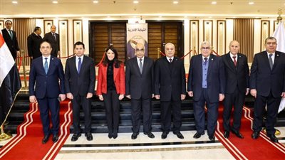 مصر تطلق مشروعي التصويت الإلكتروني وبرنامج الشكاوى وقياس الأداء