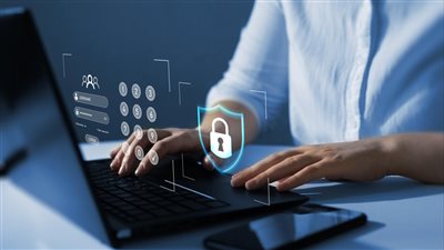 متطورة وسريعة وموثوقة.. أهم خدمات الأونلاين المقدمة من البنوك المصرية للشركات