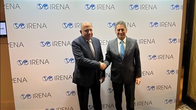 وزير الكهرباء يبحث مع مدير الوكالة الدولة للطاقة المتجددة التعاون فى مجالات تدريب وتأهيل الكوادر