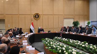 الوزير: نهدف لتوفير عمالة ماهرة جاهزة للعمل في مصانع السوق المحلي والخارجي 