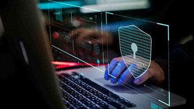 يهدد الهواتف المحمولة والحسابات البنكية.. والـFBI يحذر جوجل ومايكروسوفت