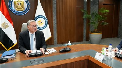 البترول: خطة طموحة حفر 7 آبار استكشافية وتنموية وإعادة إكمال 12 بئرا