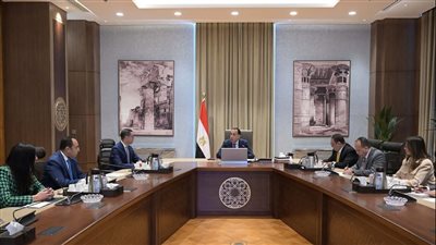 مدبولي يوجه بوضع مخطط تفصيلي وخطة زمنية لطرح شركات القوات المسلحة.. ويكلف وزير الاستثمار بالمتابعة