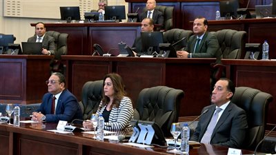 رئيس الوزراء يستعرض قدرات المحافظات في مواجهة الأزمات والكوارث