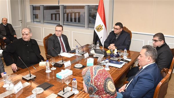 اجتماع وزير الإسكان