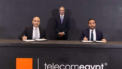 وزير الاتصالات يشهد توقيع اتفاقيات استراتيجية بين 